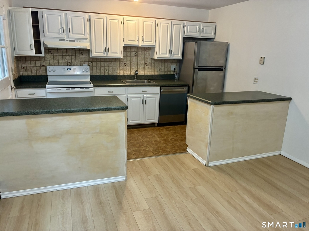 112 Rodgers Road - Photo 9