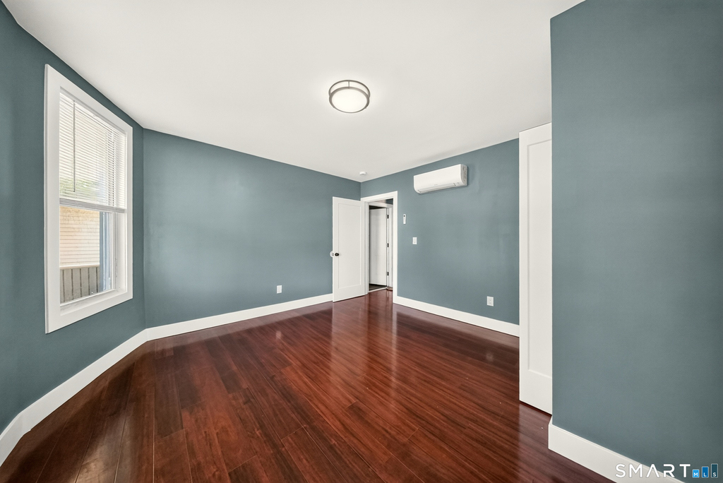 357 Park Avenue - Photo 2
