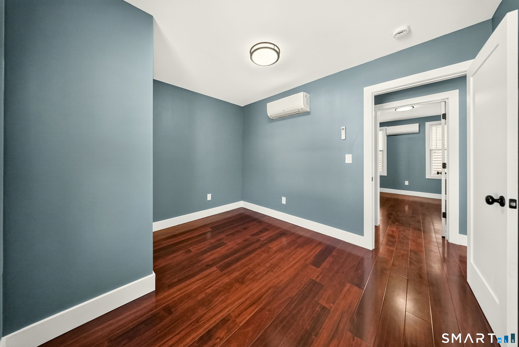 357 Park Avenue - Photo 8