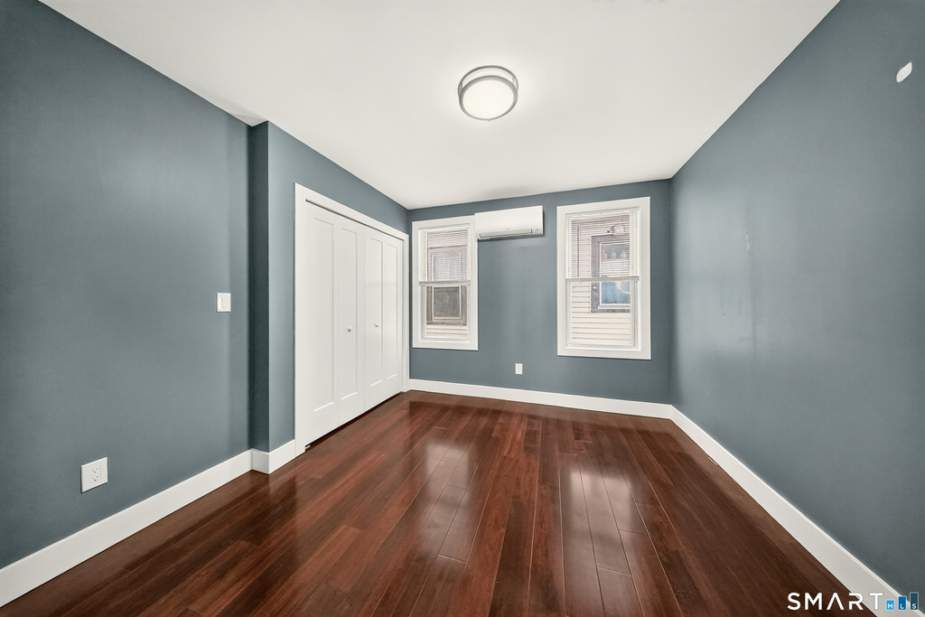 357 Park Avenue - Photo 9
