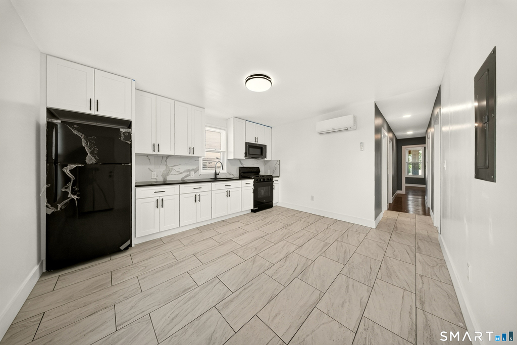 357 Park Avenue - Photo 3