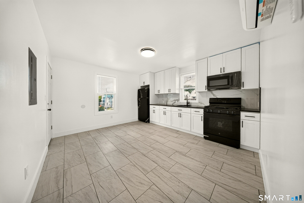 357 Park Avenue - Photo 4