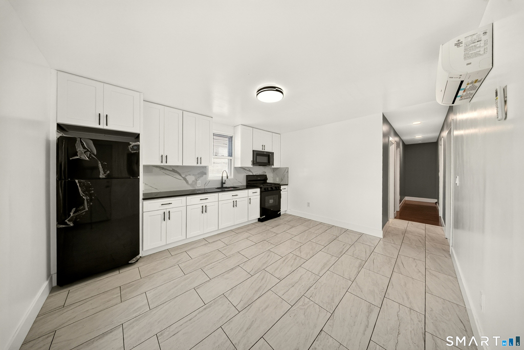 359 Park Avenue - Photo 1