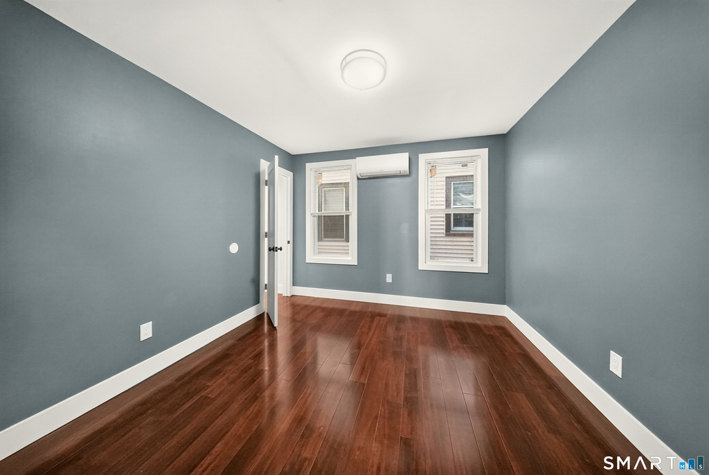 359 Park Avenue - Photo 8