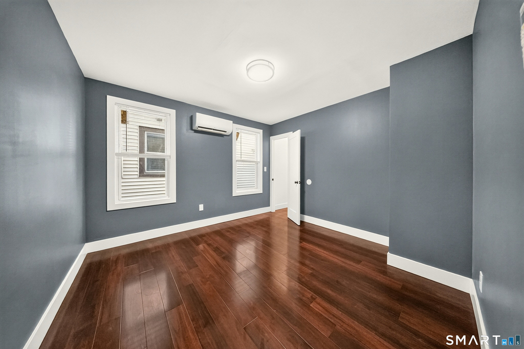 359 Park Avenue - Photo 11