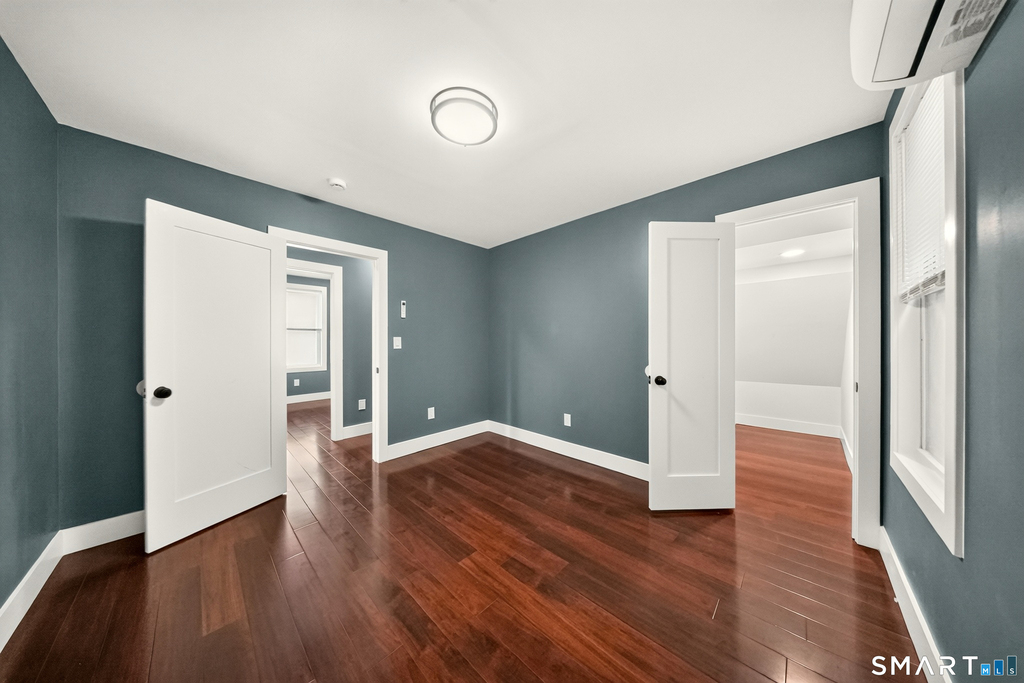 359 Park Avenue - Photo 9
