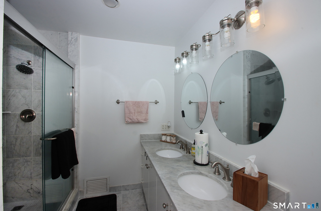 14 Harbour Close - Photo 23