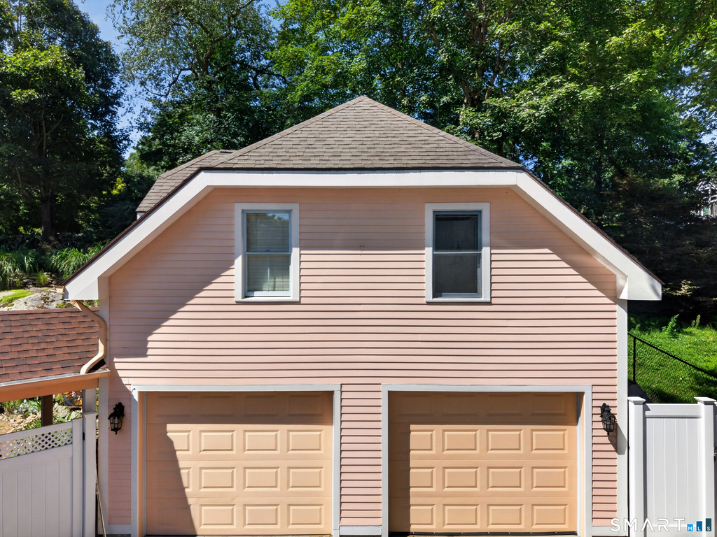 427 Noank Road - Photo 2