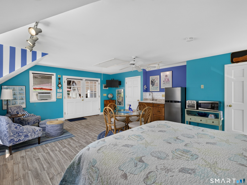 427 Noank Road - Photo 10