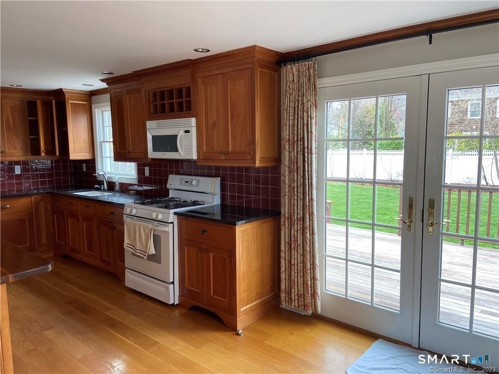 227 Partridge Lane - Photo 6