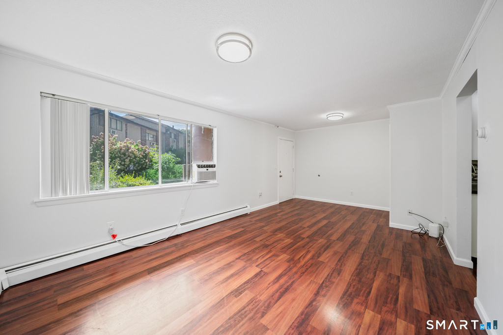 232 Oakville Avenue - Photo 3