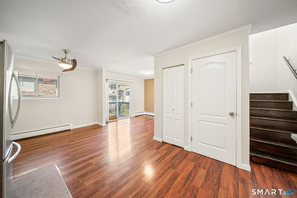 232 Oakville Avenue - Photo 8