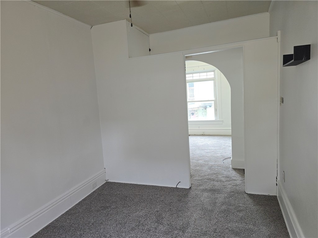 318 Fairview Ave - Photo 5