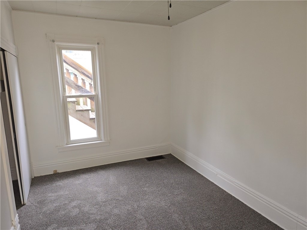 318 Fairview Ave - Photo 6