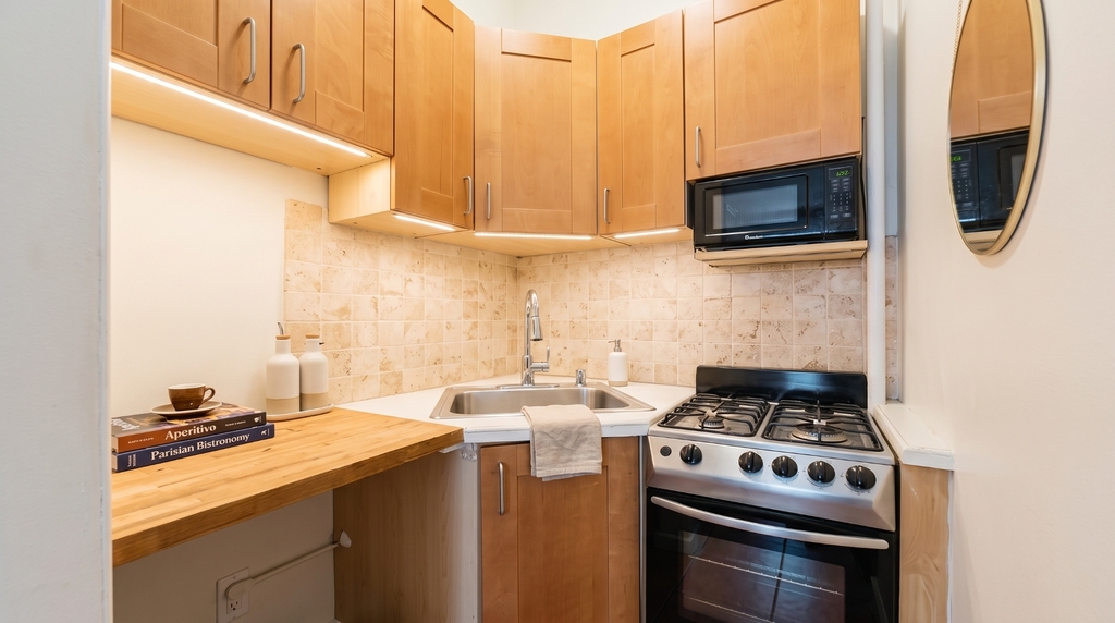 149 West 119th Street - Photo 6