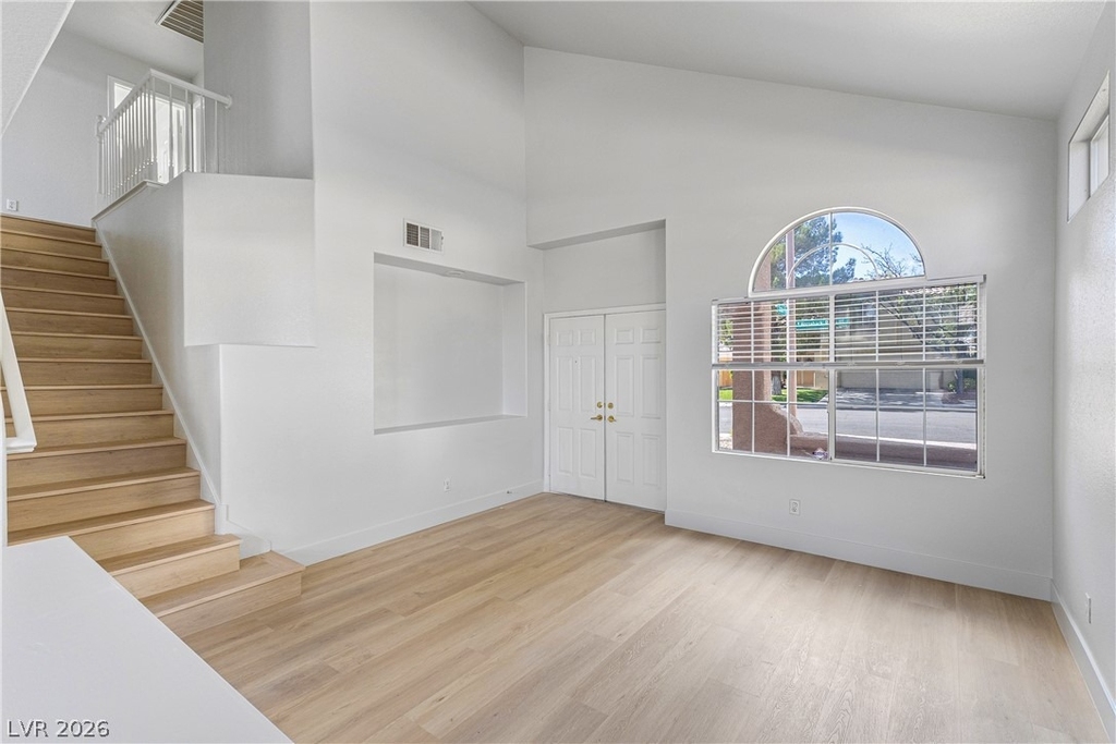 10416 Horseback Ridge Avenue - Photo 8