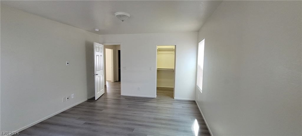 9229 Millikan Avenue - Photo 2