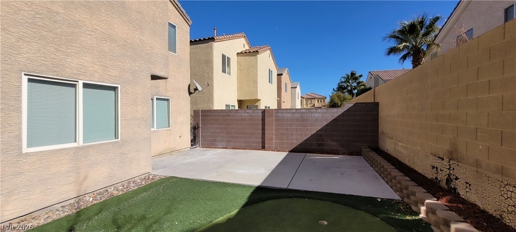 9229 Millikan Avenue - Photo 16