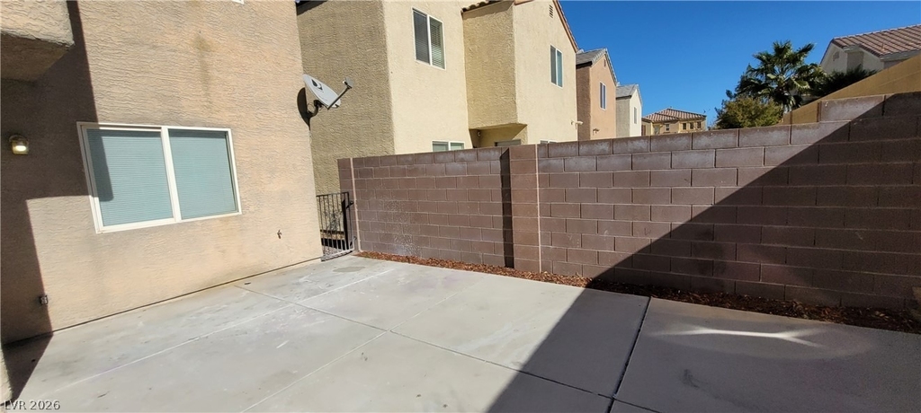 9229 Millikan Avenue - Photo 18