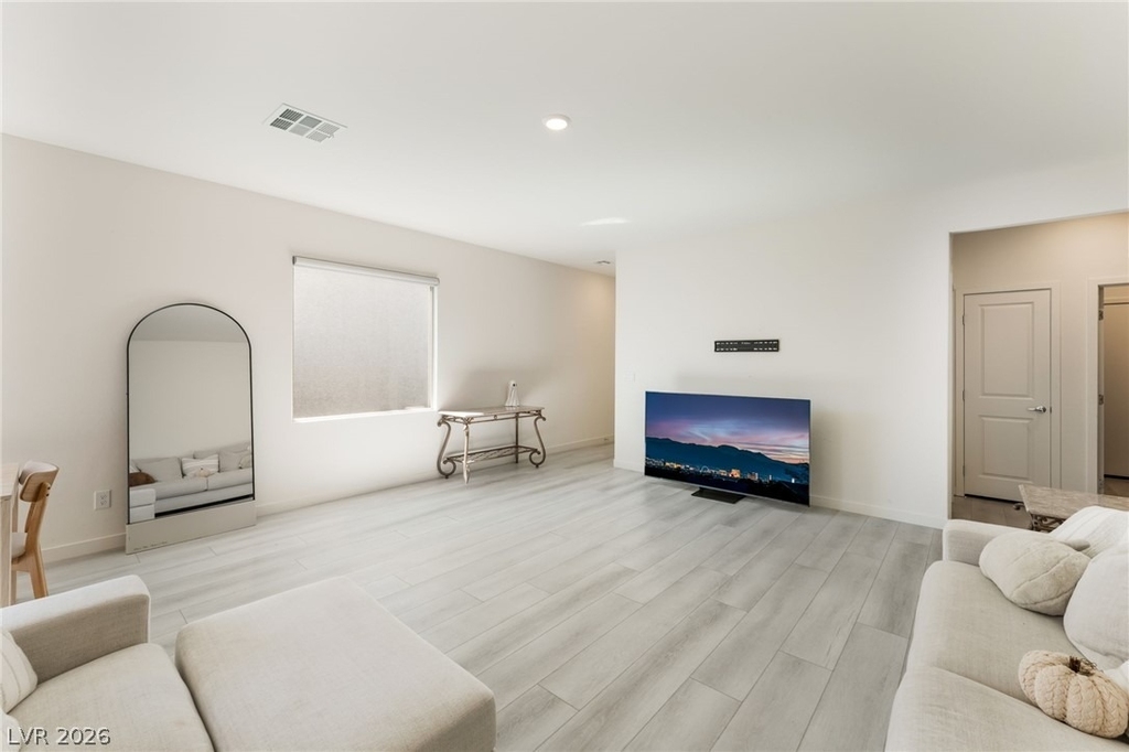 2612 Lily Point Street - Photo 4