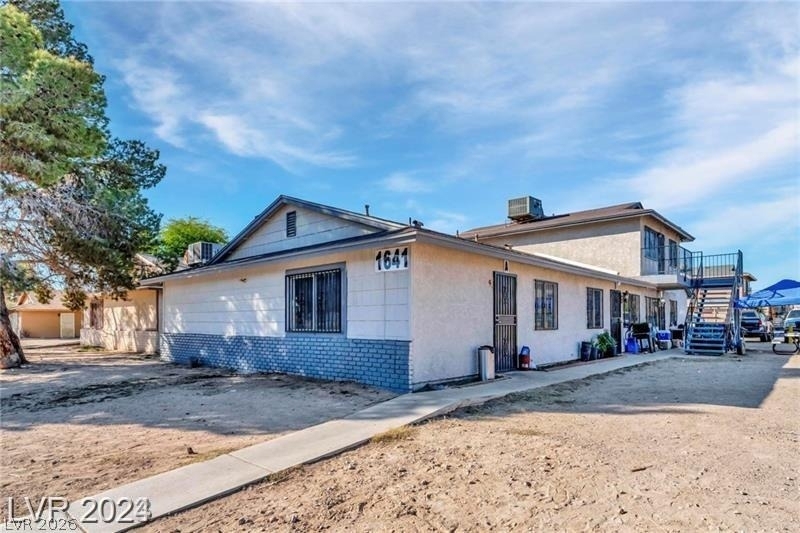 1641 N Lamont Street - Photo 8