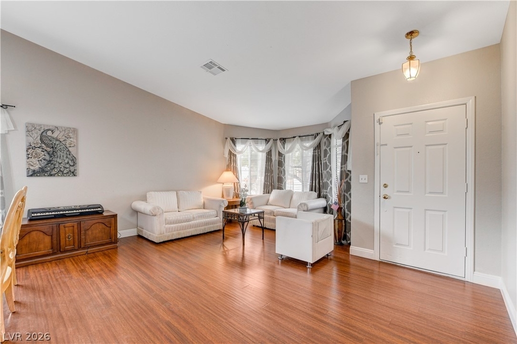 2023 Farmouth Circle - Photo 3