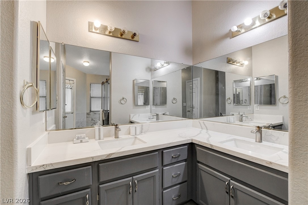 2023 Farmouth Circle - Photo 32