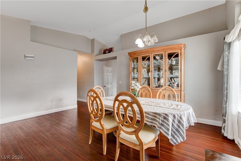 2023 Farmouth Circle - Photo 6