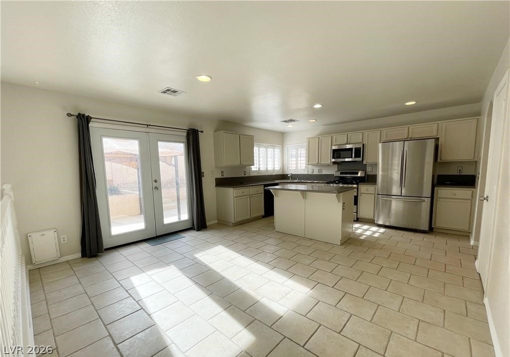 913 Dancing Rain Court - Photo 12