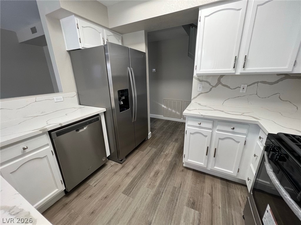 2815 Norfolk Avenue - Photo 3