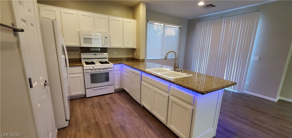 382 Dog Leg Drive - Photo 4