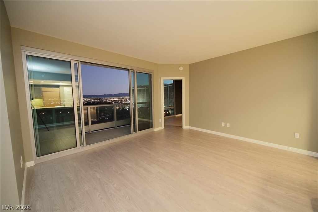 322 Karen Avenue - Photo 4