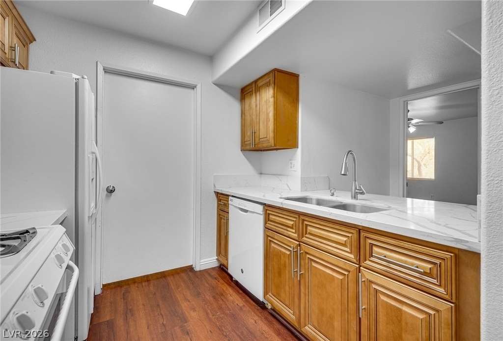 7885 W Flamingo Road - Photo 6
