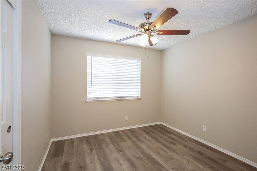 6236 Barkstone Avenue - Photo 12