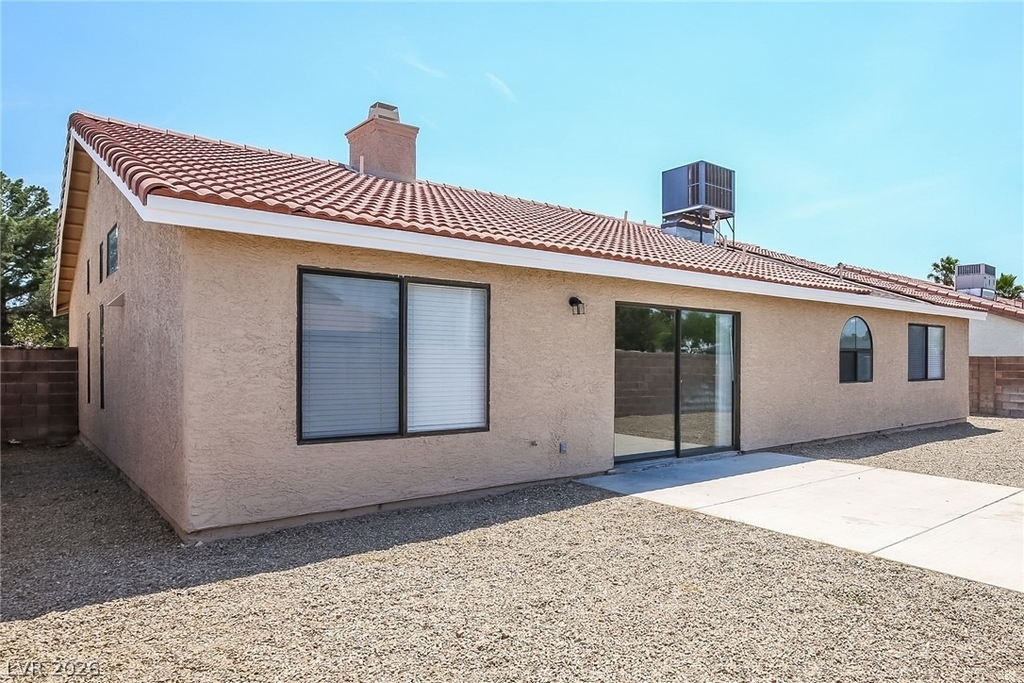 6236 Barkstone Avenue - Photo 14