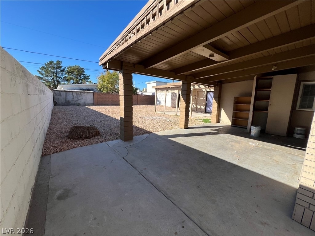 1304 Wengert Avenue - Photo 3