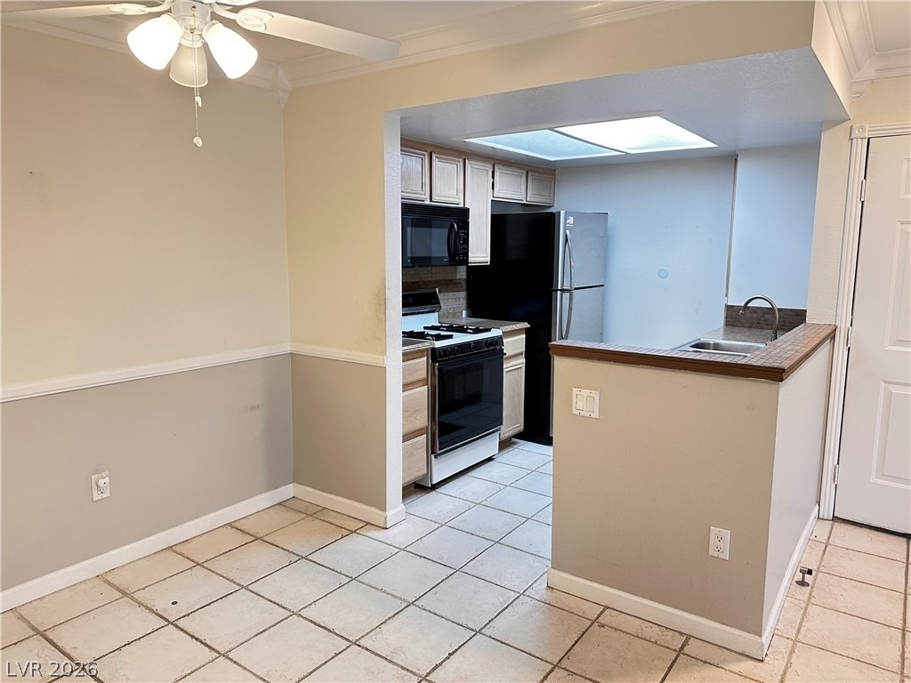 1908 Rio Canyon Court - Photo 4