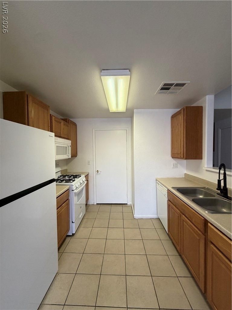8250 N Grand Canyon Drive - Photo 2