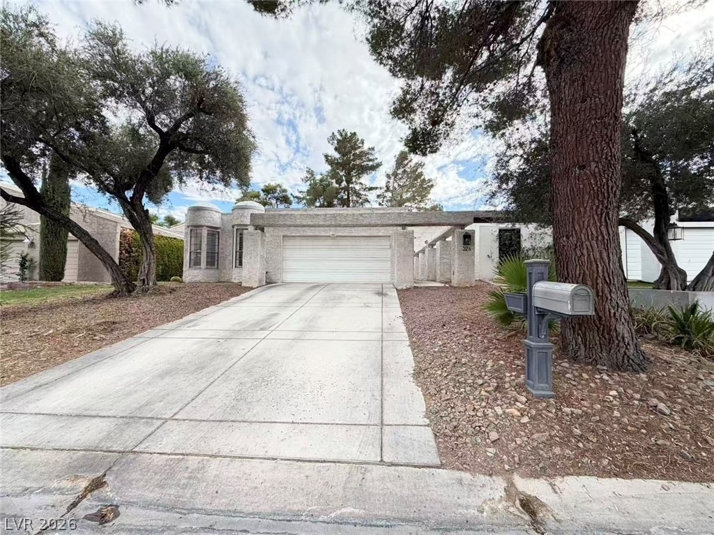 3174 Bel Air Drive - Photo 0