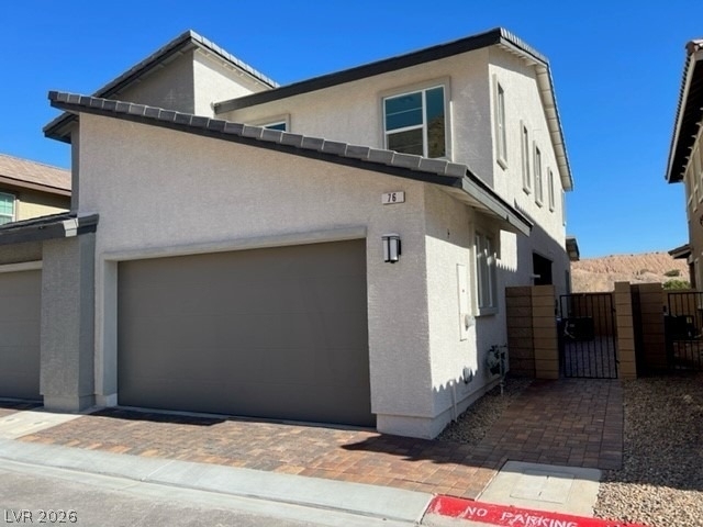 76 Kimberlite Drive - Photo 0
