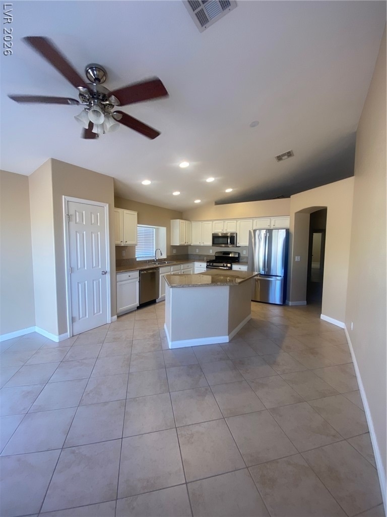 5010 Paradise Harbor Place - Photo 18