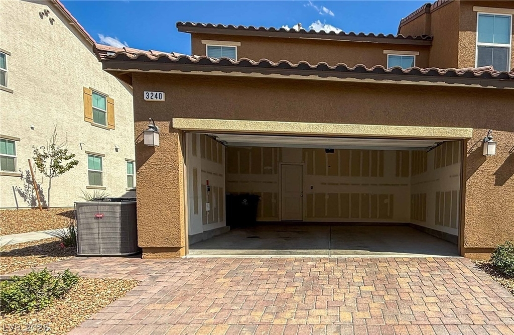 3240 Avernus Avenue - Photo 41
