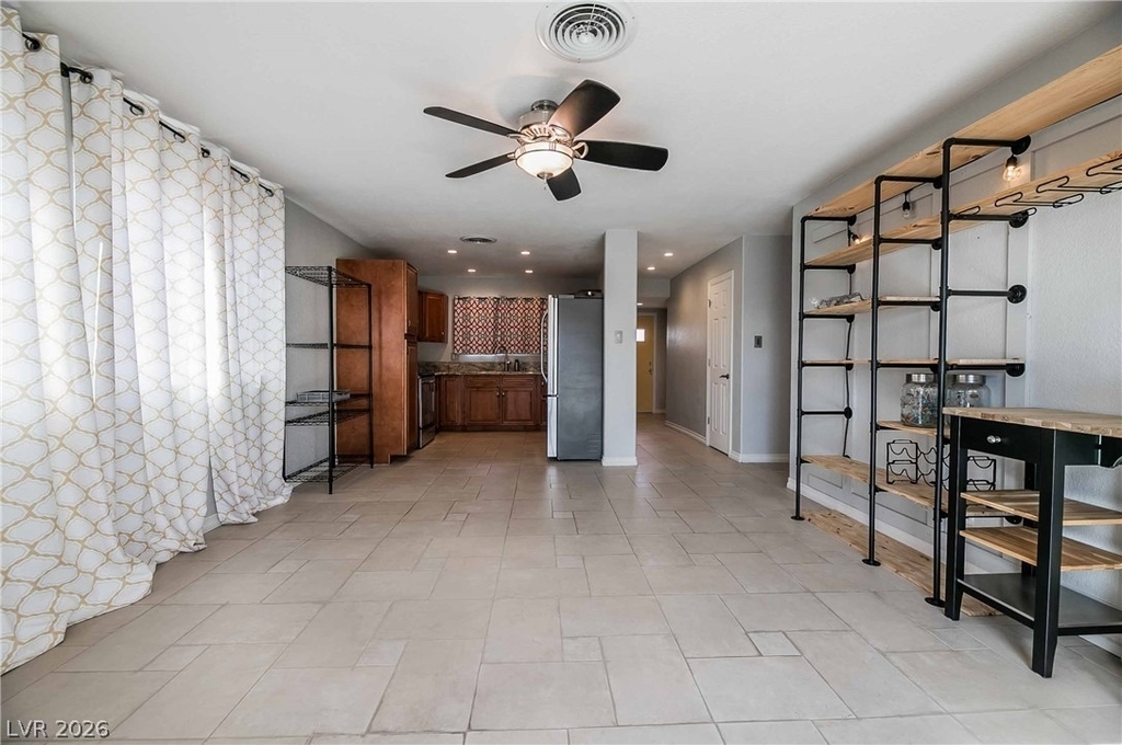836 N 21st Street - Photo 2