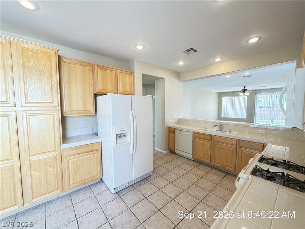 2801 Bahama Point Avenue - Photo 10