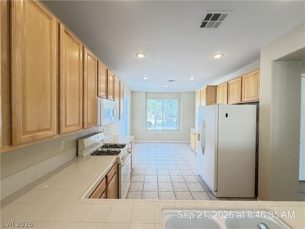 2801 Bahama Point Avenue - Photo 11