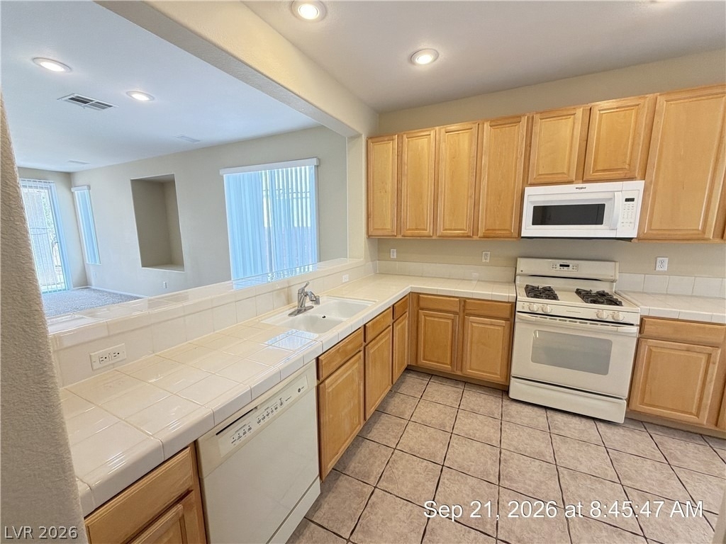 2801 Bahama Point Avenue - Photo 5