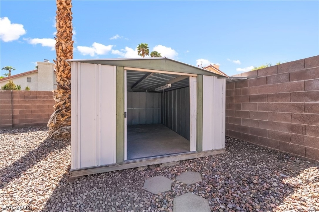 1829 Vaccaro Place - Photo 39