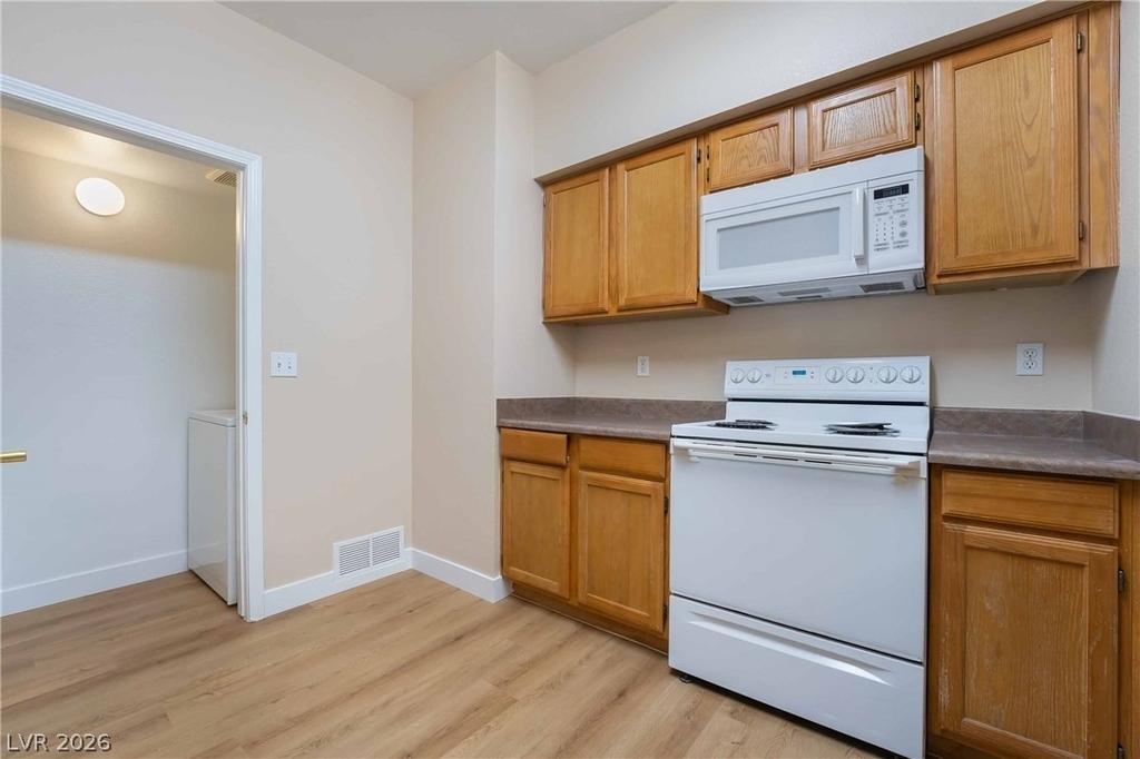 6650 W Warm Springs Road - Photo 14