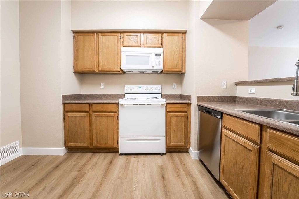 6650 W Warm Springs Road - Photo 0