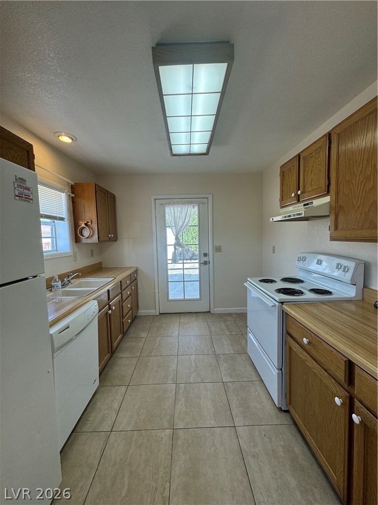 1851 S Sycamore Avenue - Photo 3